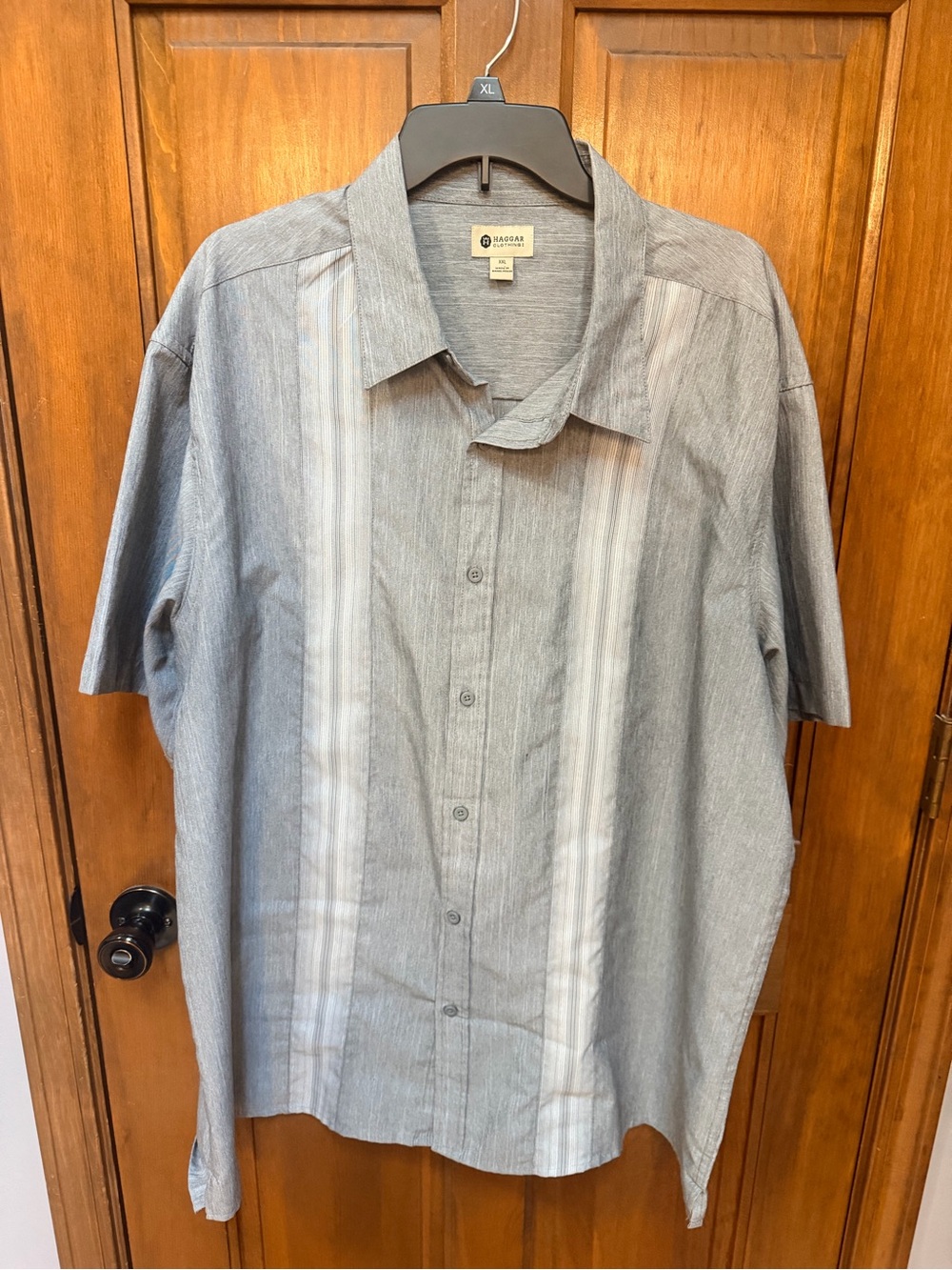 Haggar Gray Short-Sleeve Button-Down with White Stripe Panels